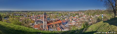 Gemeinde Kraiburg Landkreis Mühldorf Schlossberg Aussicht auf Ort (Dirschl Johann) Deutschland MÜ